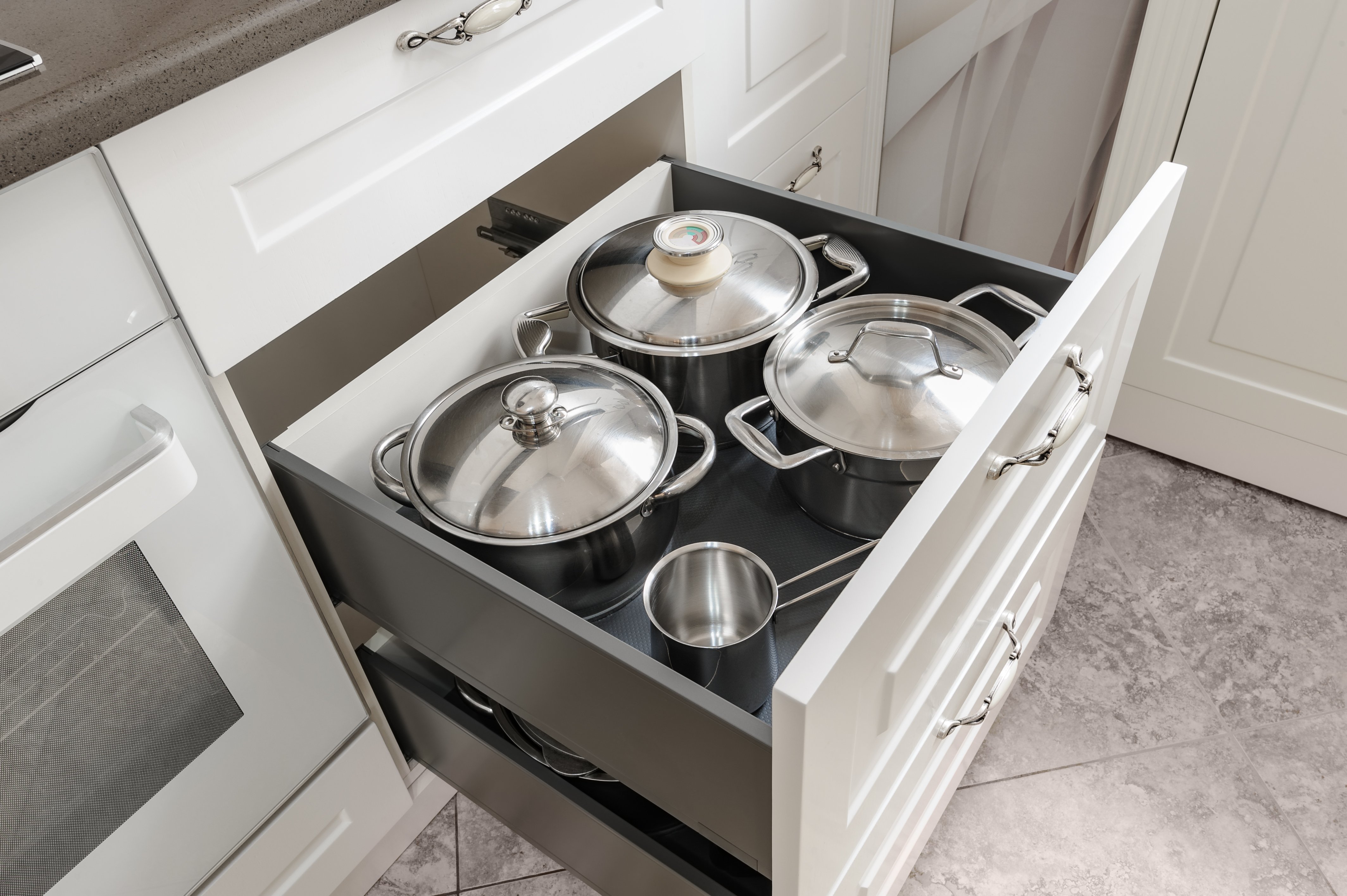 Making the Most of Your Space with a Smart Kitchen Storage System